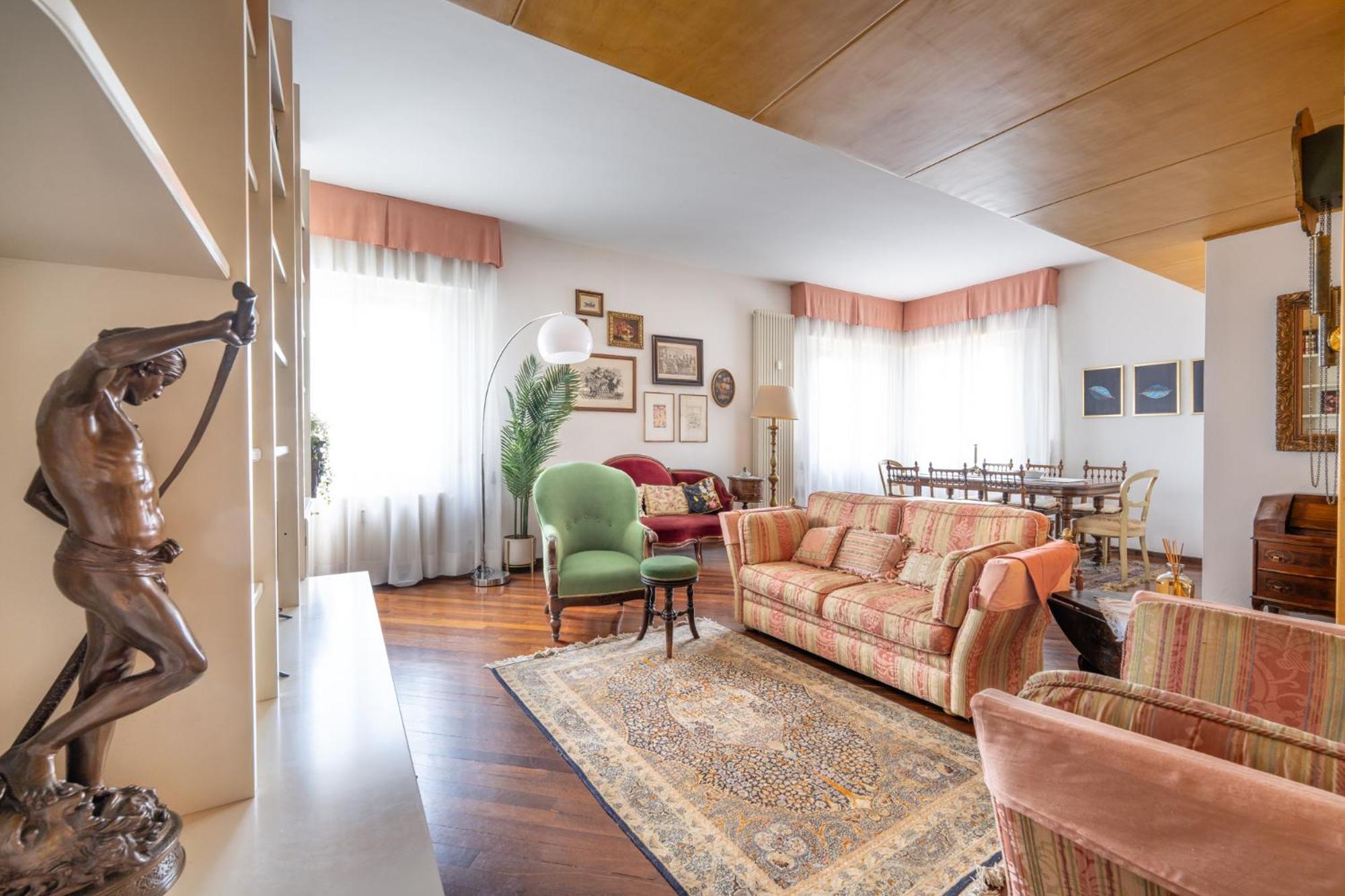 Guittone18 Apartment Arezzo Luaran gambar