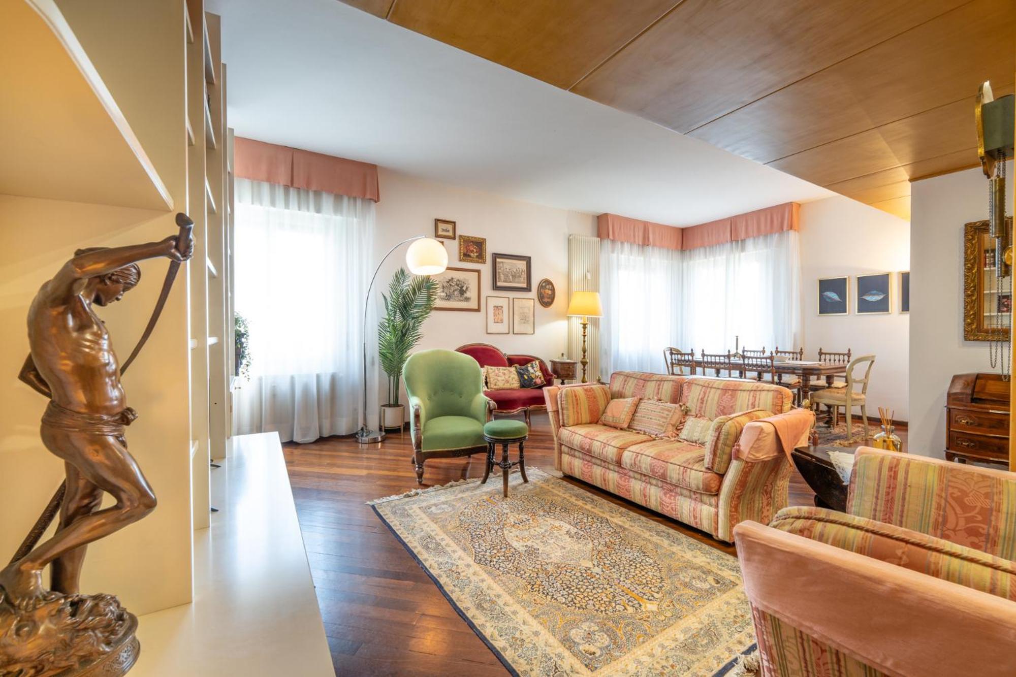 Guittone18 Apartment Arezzo Luaran gambar